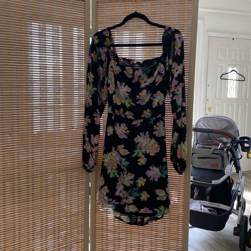 NWT VICI/LUSH floral dress!